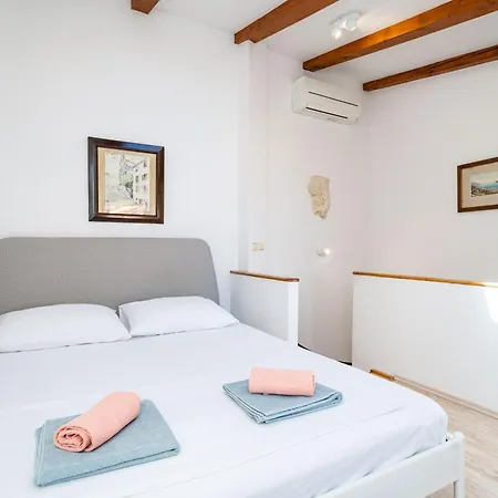 Lovely House Othello Next To The Buza *